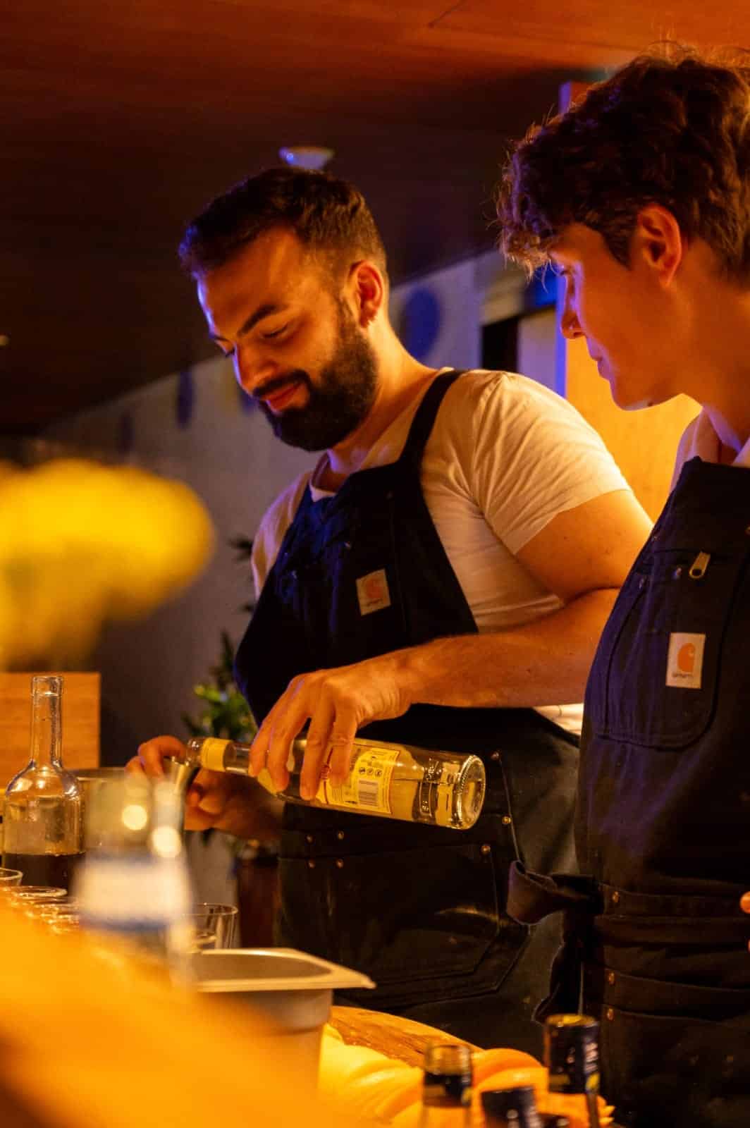 Animation de bar éphémère Lyon avec la Barmobile Dealer de Cook